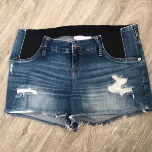 Isabel Maternity cut off distressed denim shorts